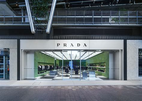 prada japão|prada japan website.